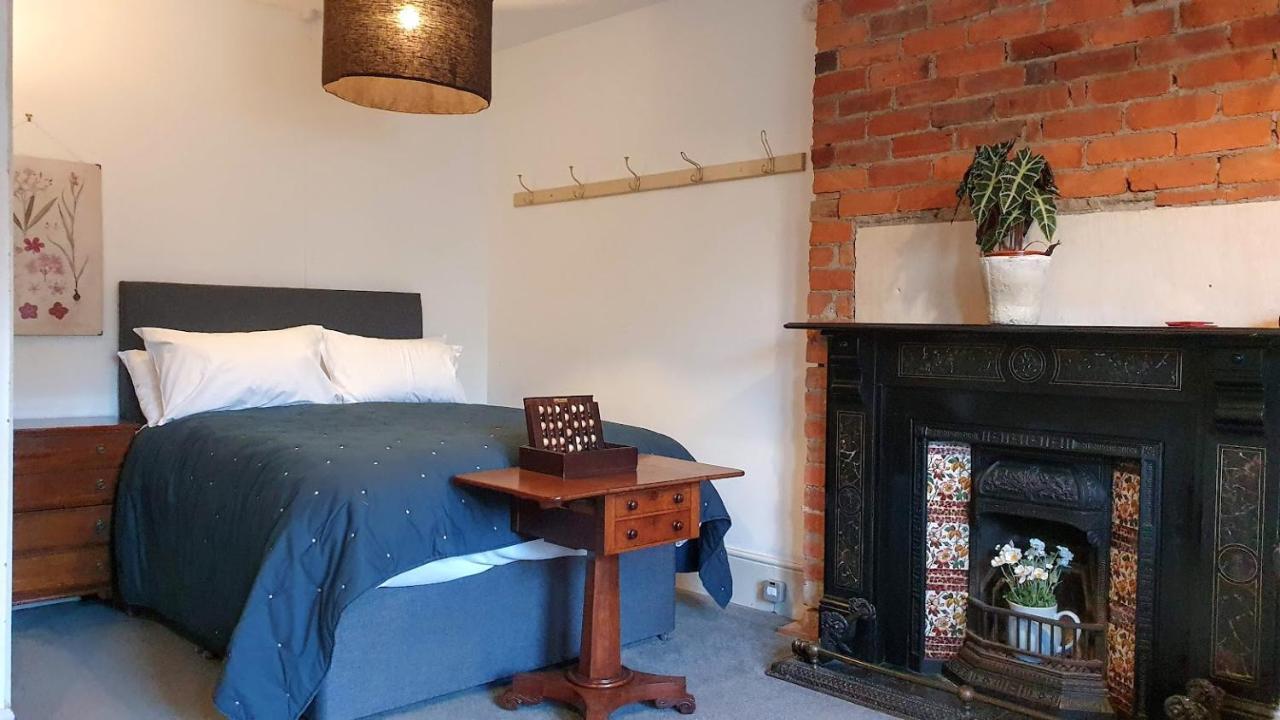 Stylish Town Centre Apartments Nailsworth Exteriör bild