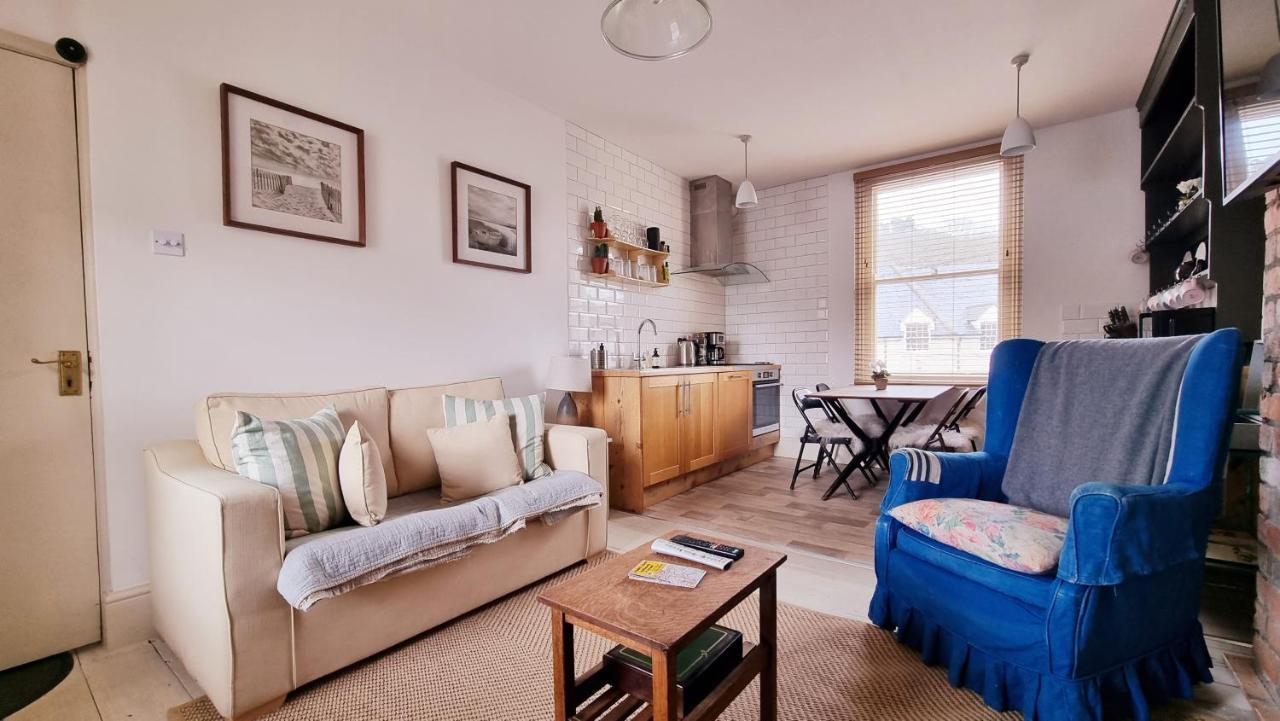Stylish Town Centre Apartments Nailsworth Exteriör bild