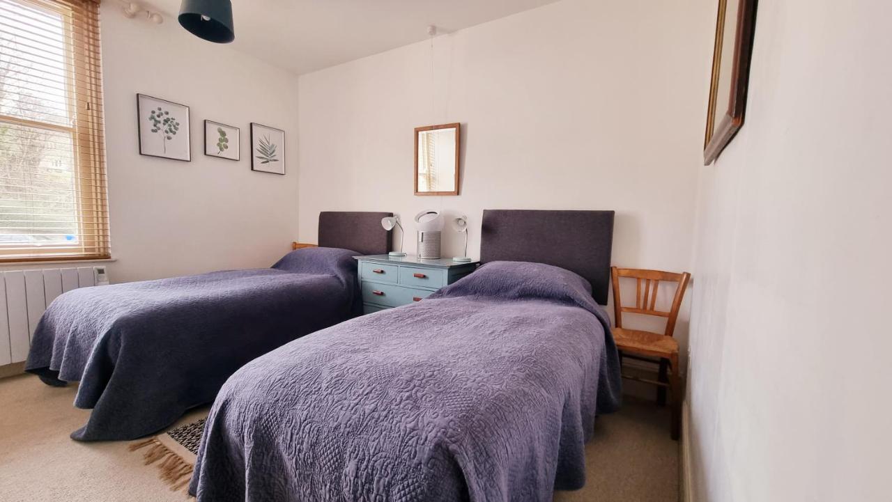 Stylish Town Centre Apartments Nailsworth Exteriör bild
