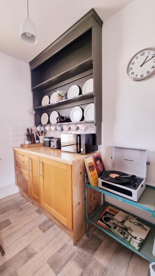 Stylish Town Centre Apartments Nailsworth Exteriör bild